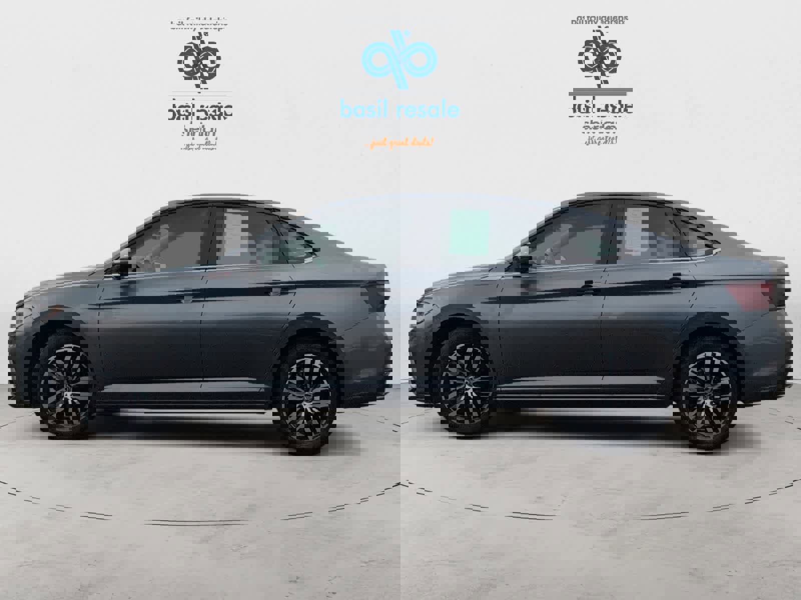 Used 2025 Volkswagen Jetta SE image 3