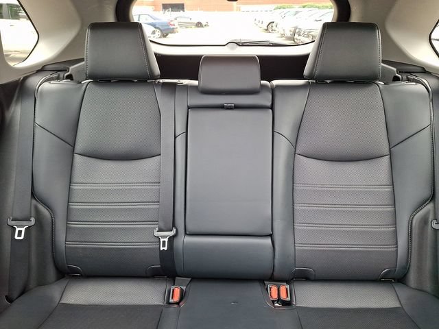 Used 2021 Toyota RAV4 Limited AWD/4WD image 19