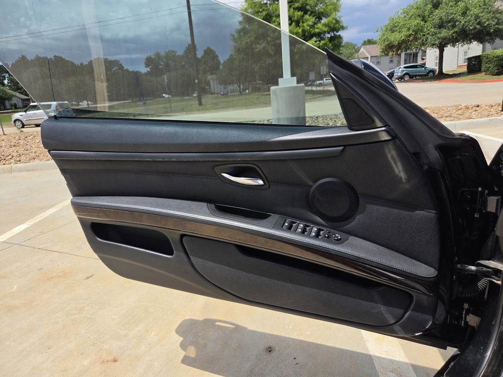 Used 2013 BMW 328i Convertible RWD image 10