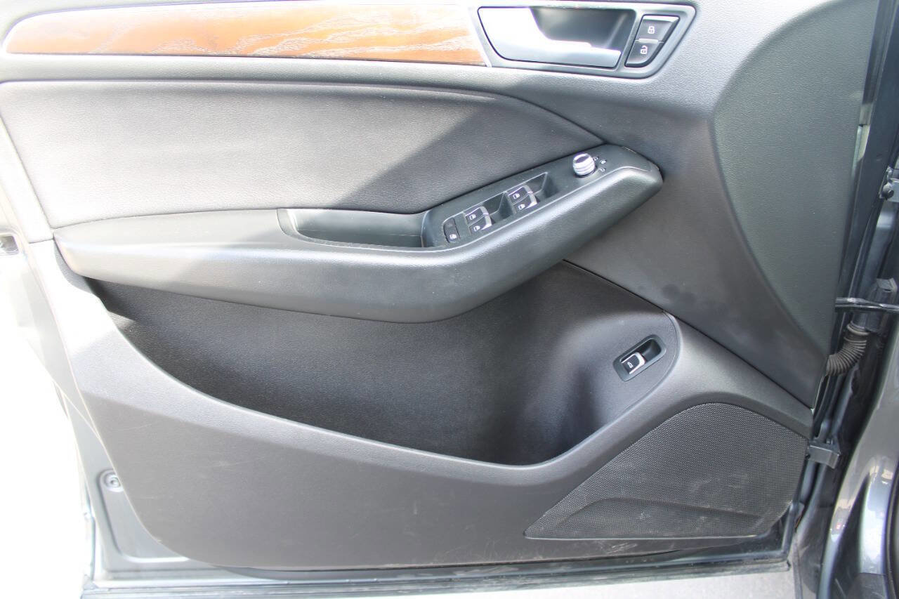 Used 2015 Audi Q5 2.0T Premium image 11