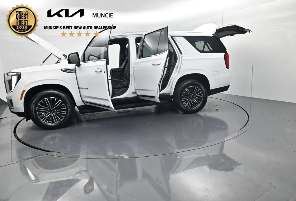 Used 2025 GMC Yukon Elevation w/ Elevation Premium Package AWD/4WD image 73