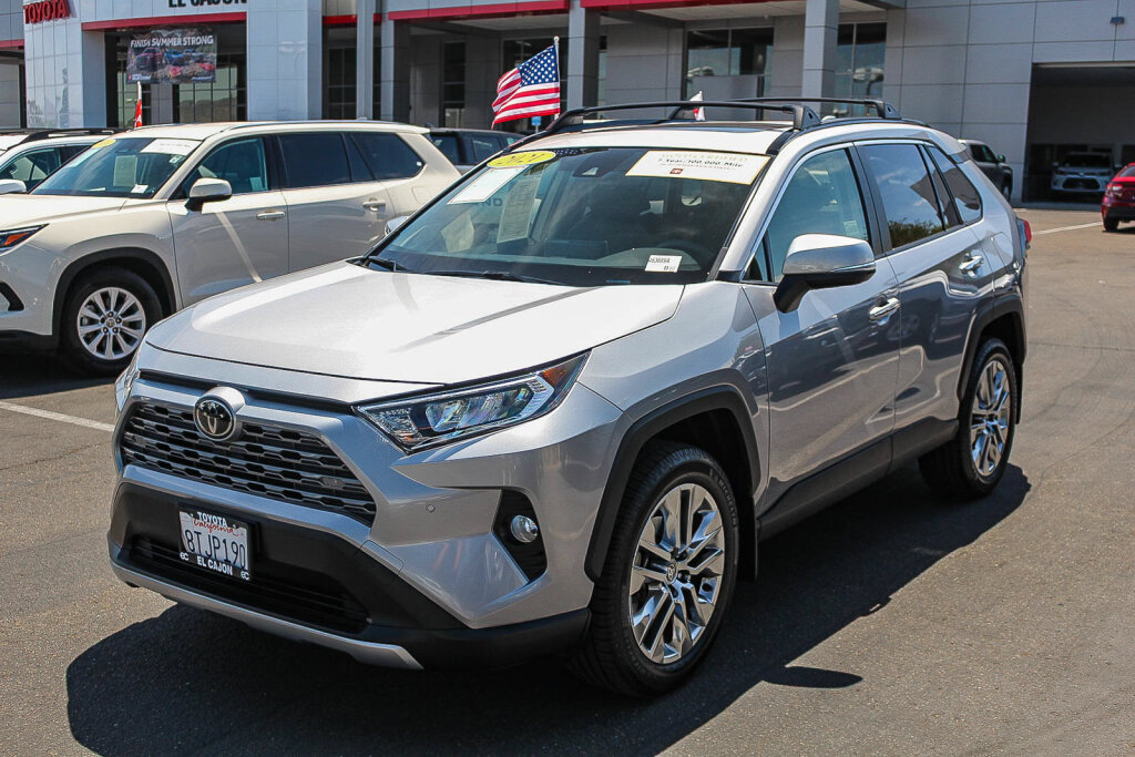Certified 2021 Toyota RAV4 Limited FWD image 22