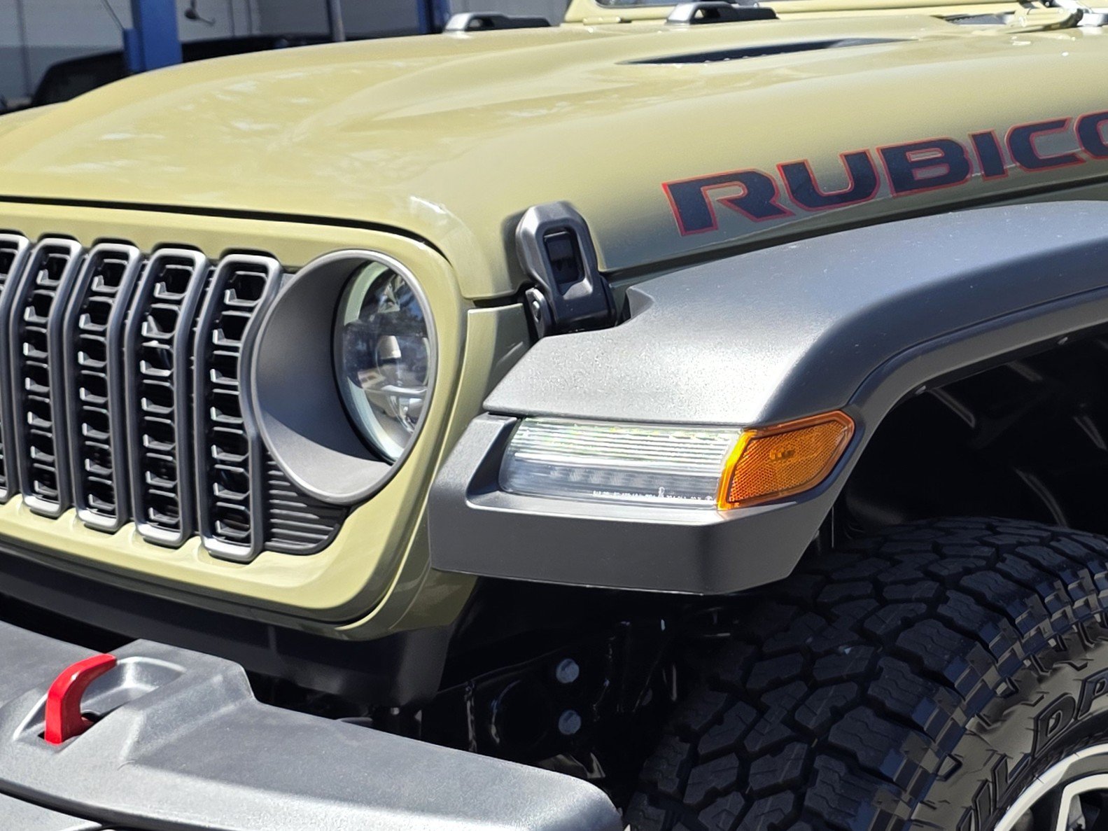 New 2026 Jeep Gladiator Rubicon w/ Steel Power Dome Hood Package AWD/4WD image 8