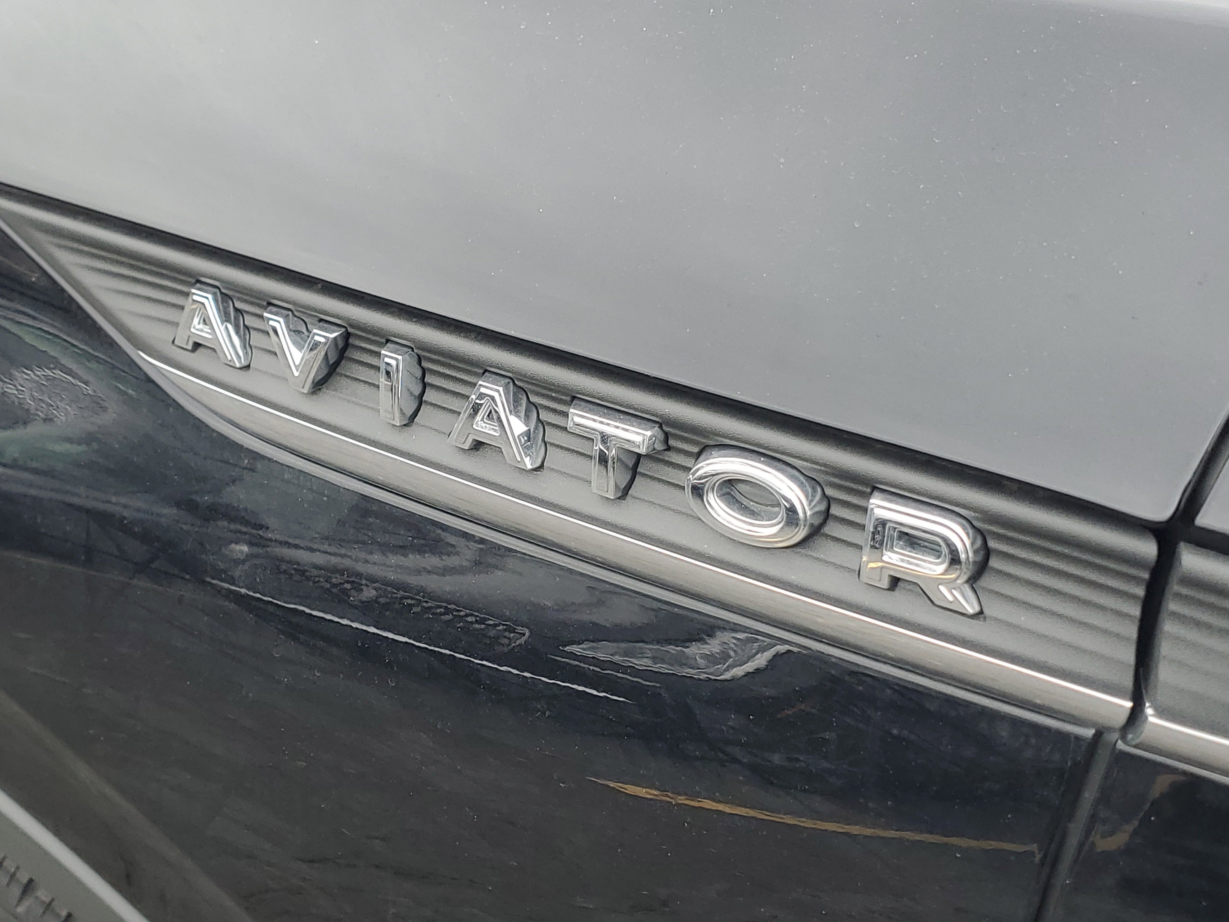 New 2026 Lincoln Aviator AWD image 7