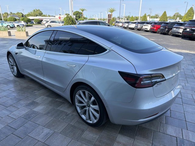 Used 2018 Tesla Model 3 Long Range RWD image 4