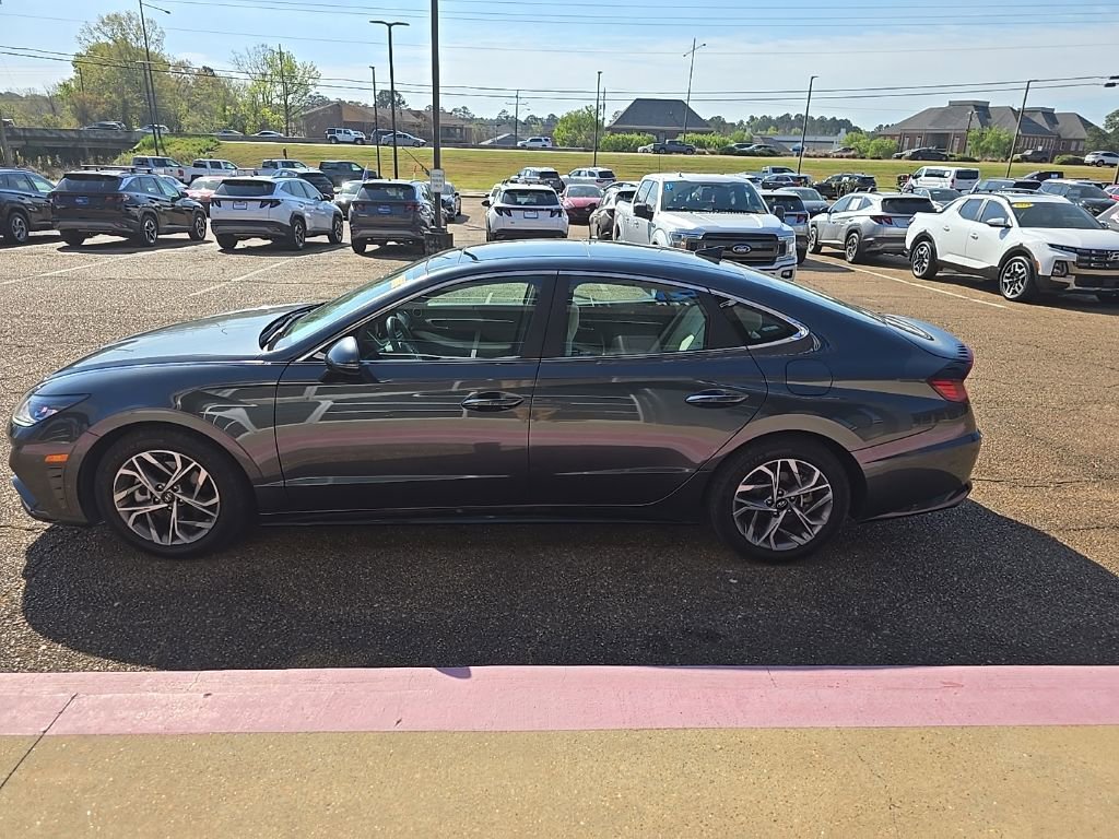 Used 2023 Hyundai Sonata SEL w/ Convenience Package image 6