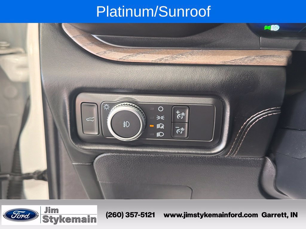 Used 2021 Ford Explorer Platinum w/ Equipment Group 601A AWD/4WD image 20