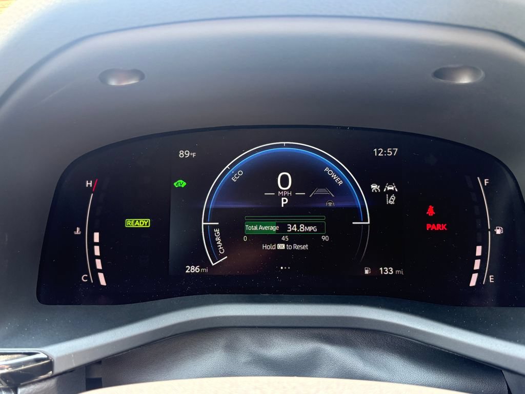 New 2026 Toyota Camry Hybrid FWD image 27