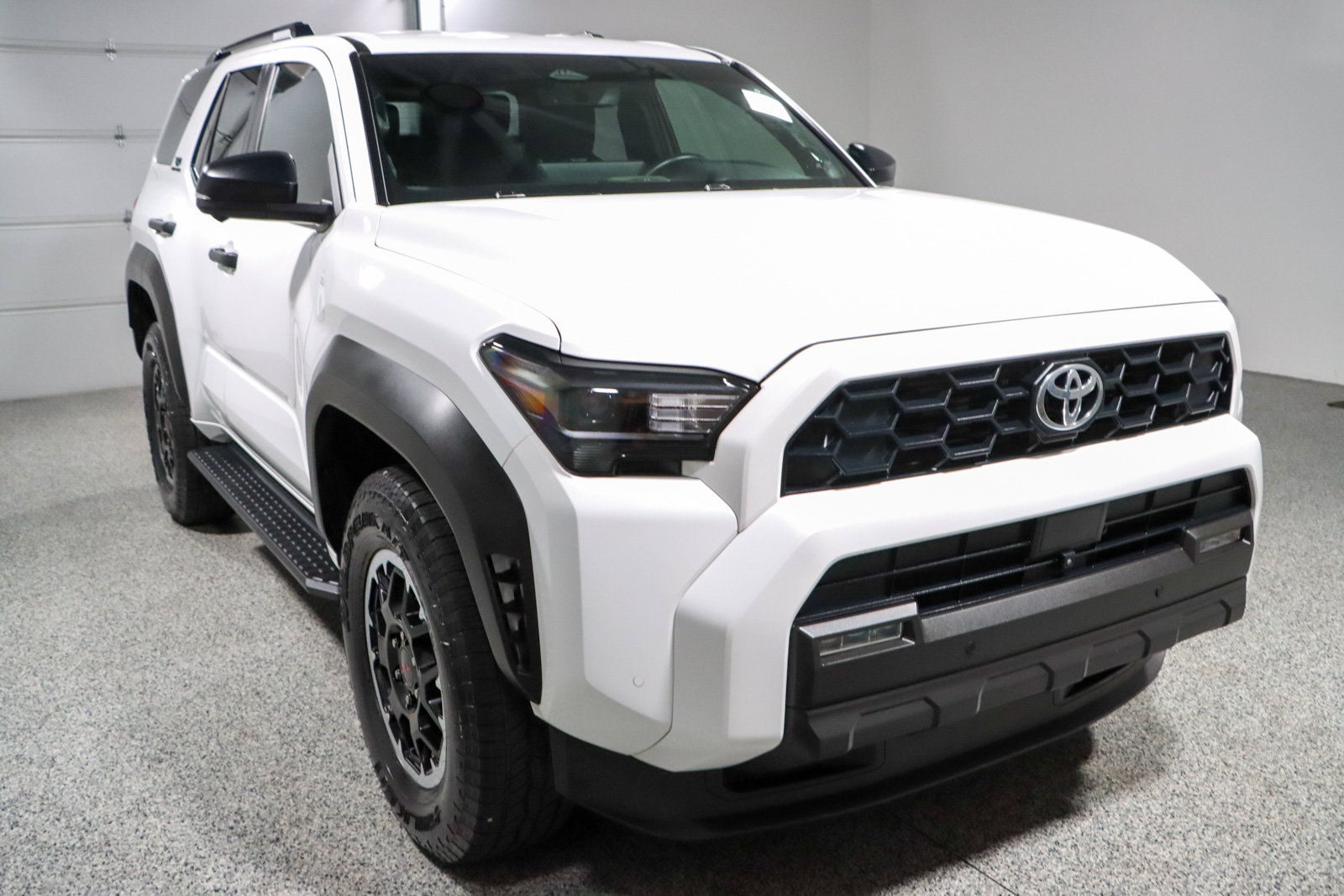 Used 2025 Toyota 4Runner TRD Off-Road Premium AWD/4WD image 5