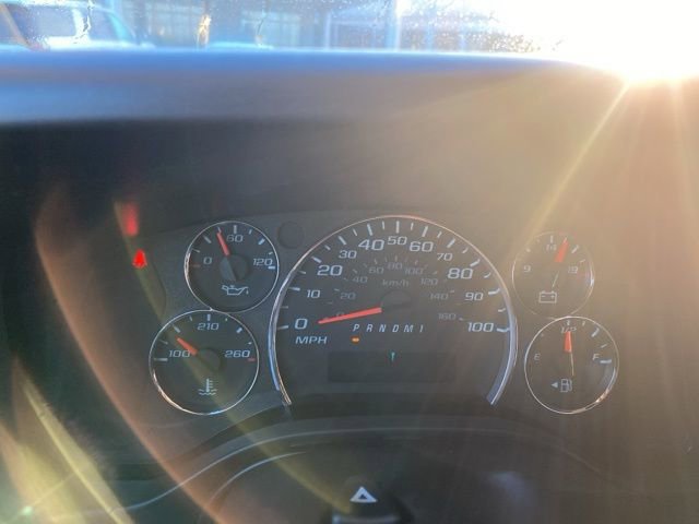 New 2026 Chevrolet Express 2500 RWD image 18