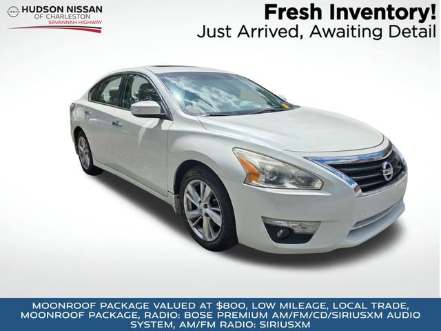 Used 2015 Nissan Altima 2.5 SL w/ Moonroof Package