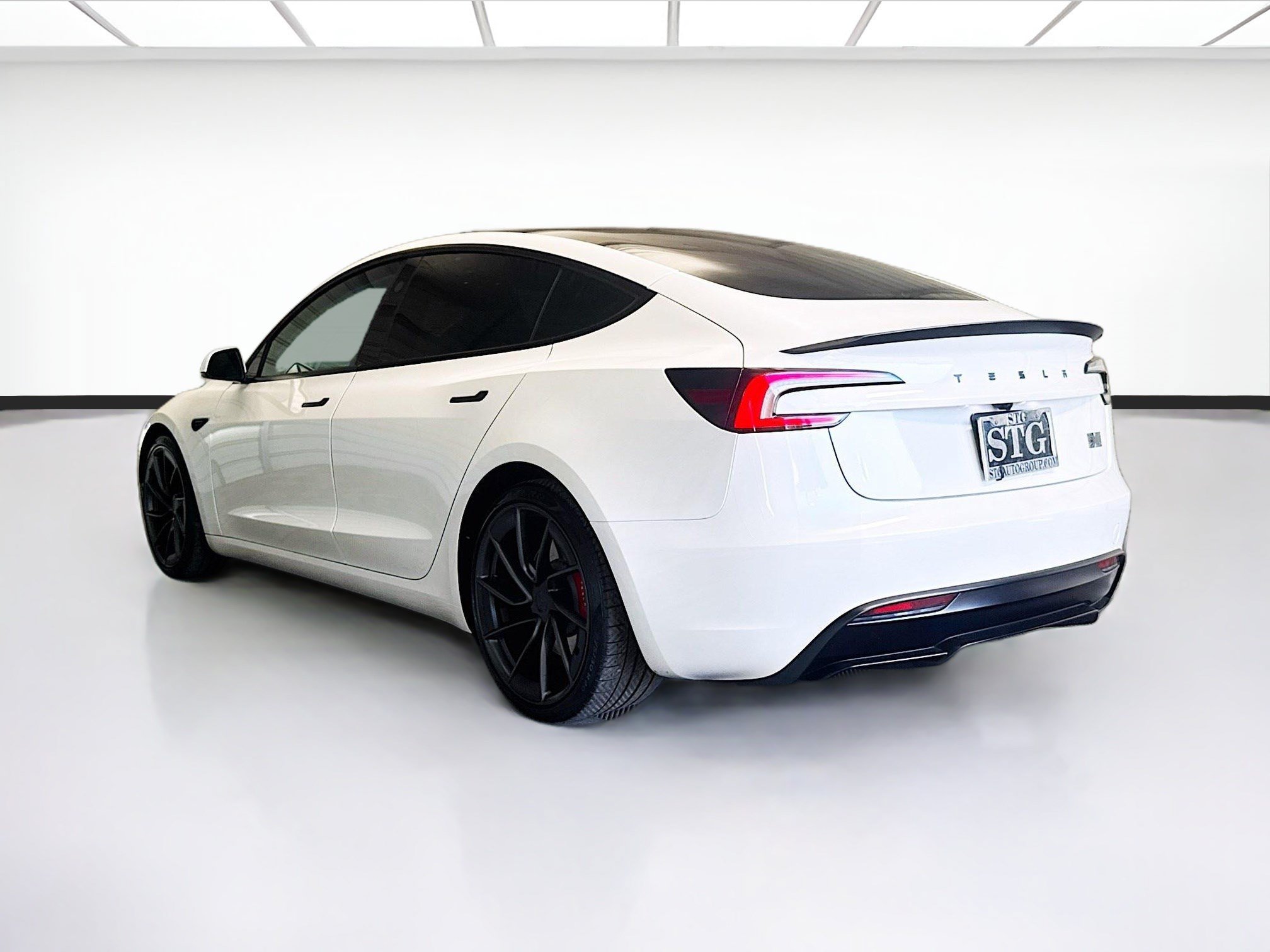 Used 2025 Tesla Model 3 Performance AWD/4WD image 6