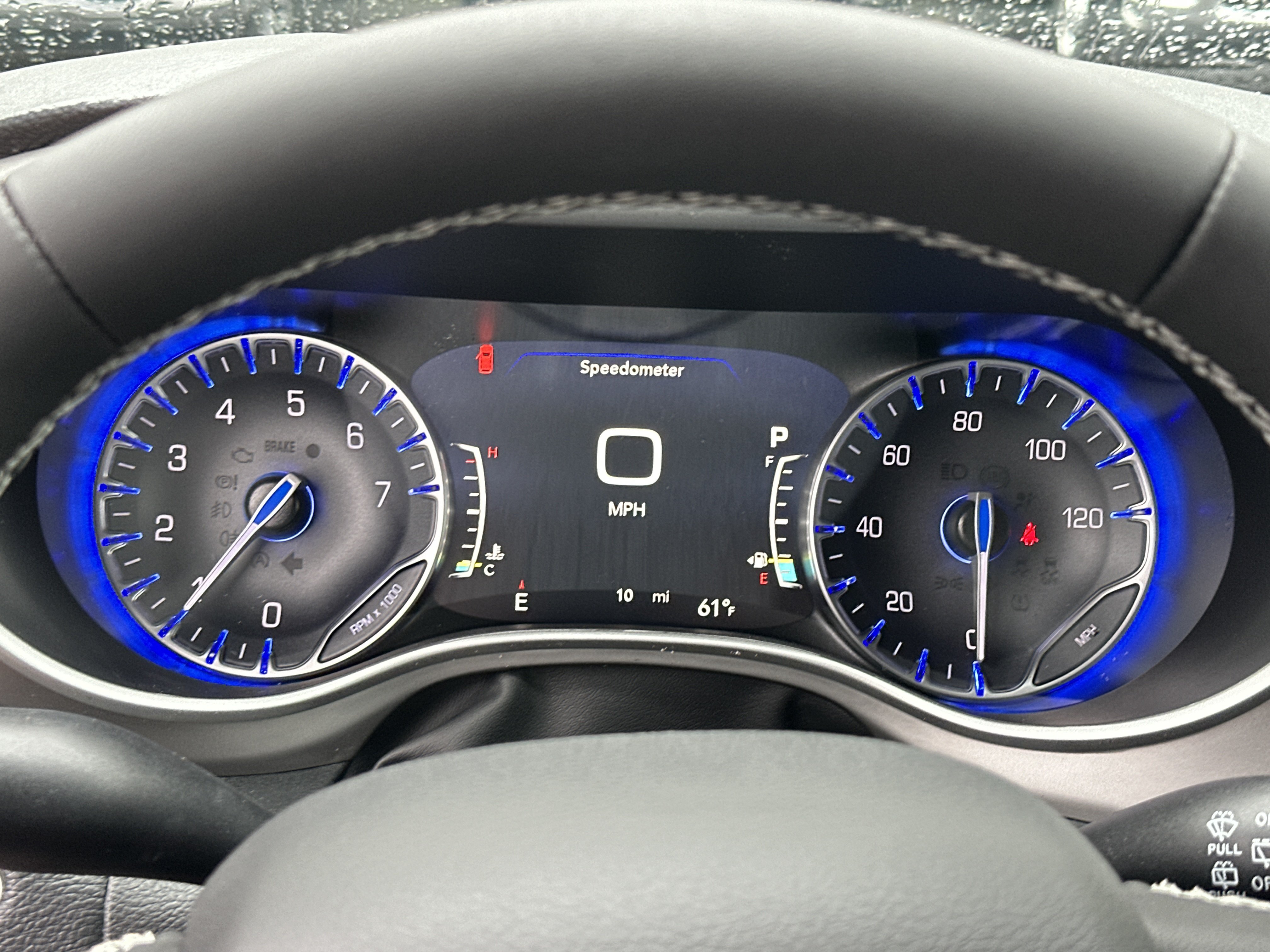 New 2027 Chrysler Pacifica Limited FWD image 10