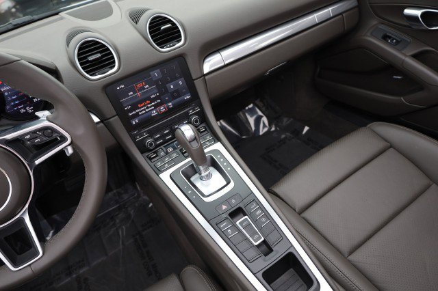 Used 2019 Porsche 718 Boxster image 29