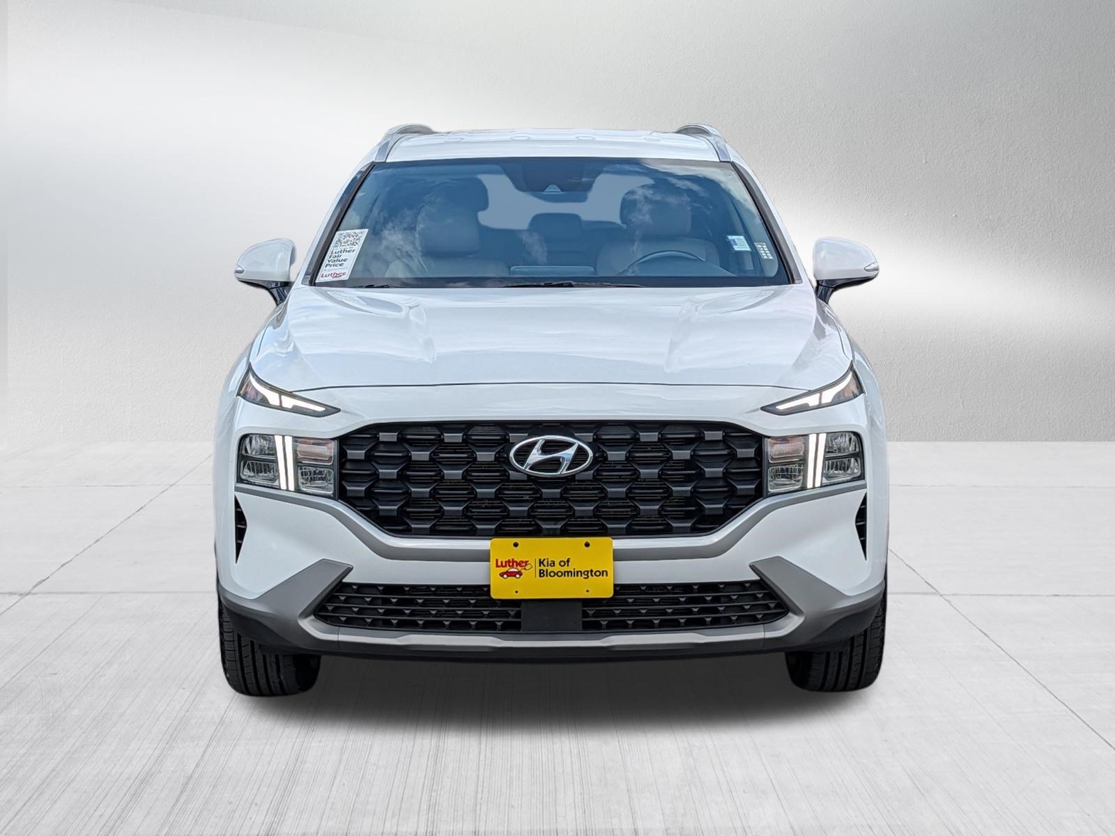 Used 2023 Hyundai Santa Fe SEL w/ Cargo Package AWD/4WD image 2