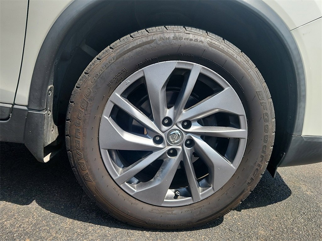 Used 2016 Nissan Rogue SL w/ SL Premium Package image 8