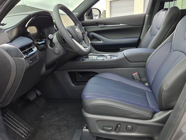 New 2026 INFINITI QX60 Sport w/ Dark Cargo Package image 11