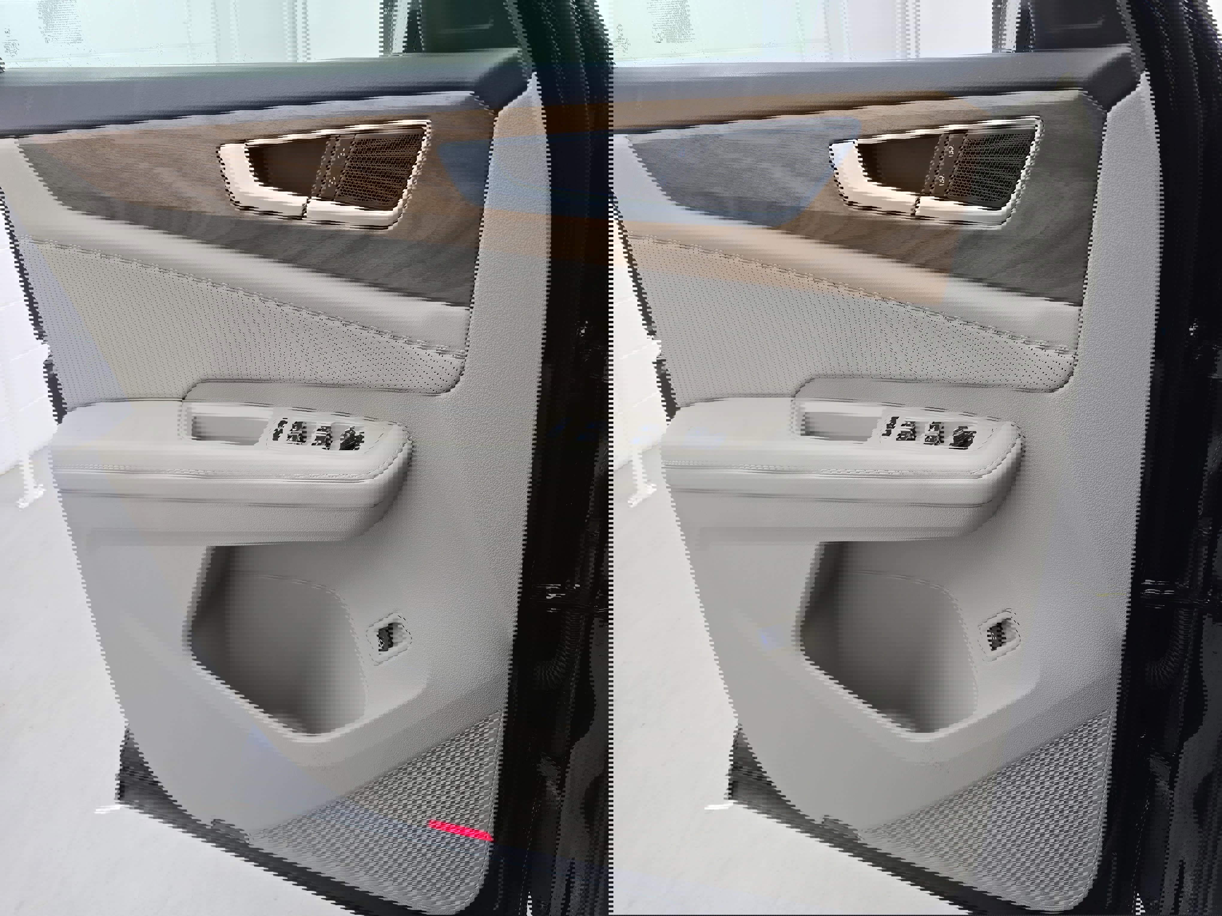 Used 2025 Volkswagen Atlas SE image 28