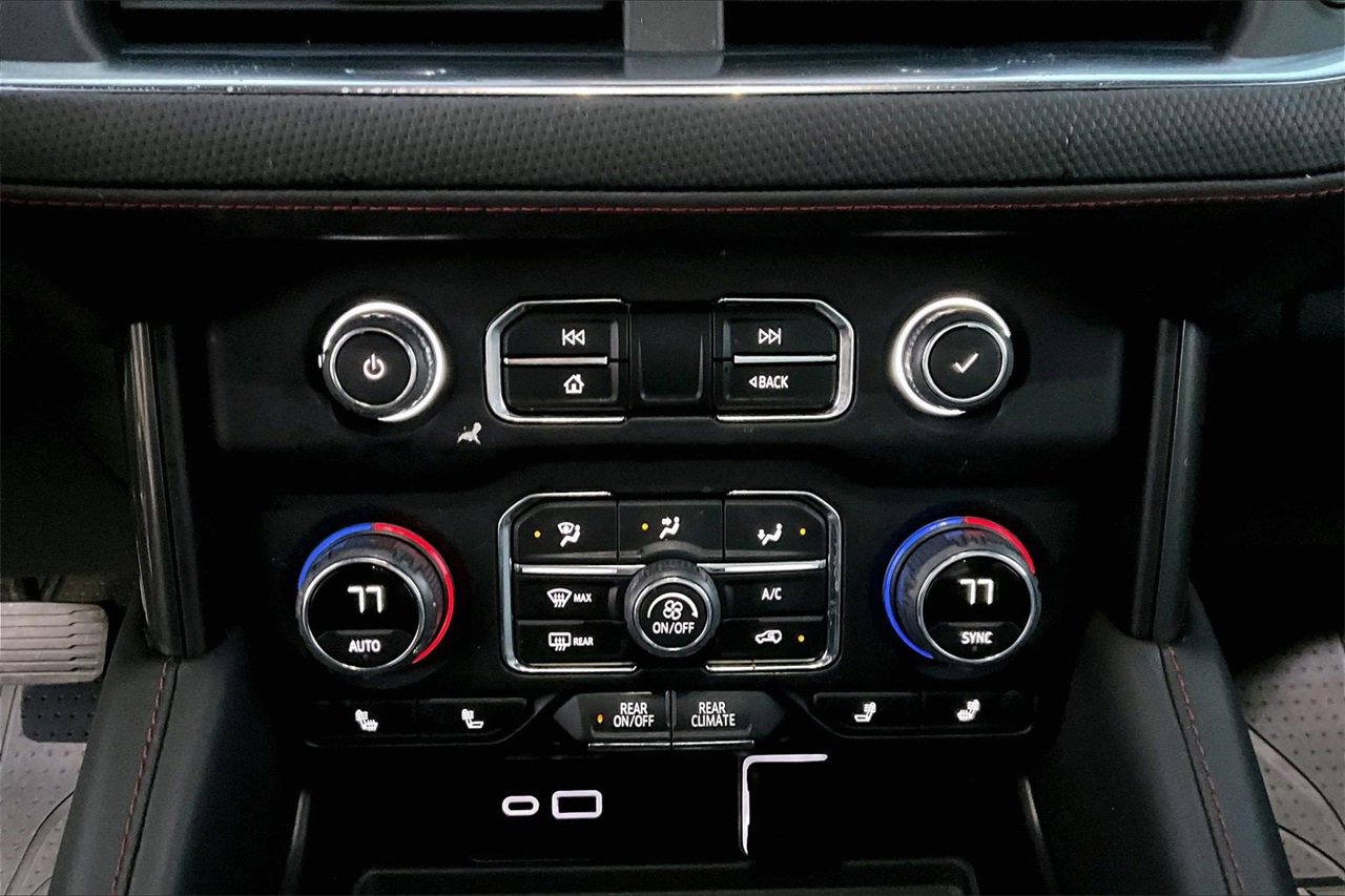 Used 2023 Chevrolet Tahoe RST w/ Luxury Package image 17