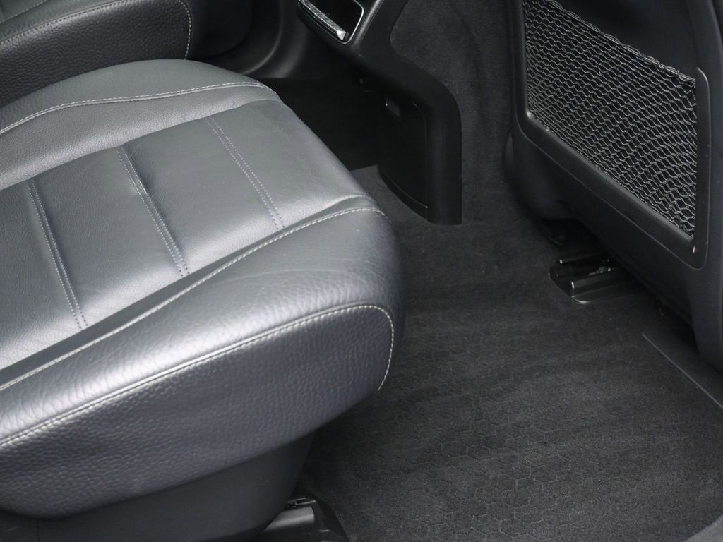 Used 2022 Mercedes-Benz GLS 450 4MATIC image 10