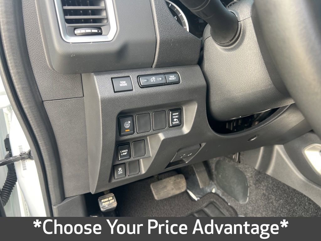 Used 2024 Nissan Frontier SV w/ SV Convenience Package image 38