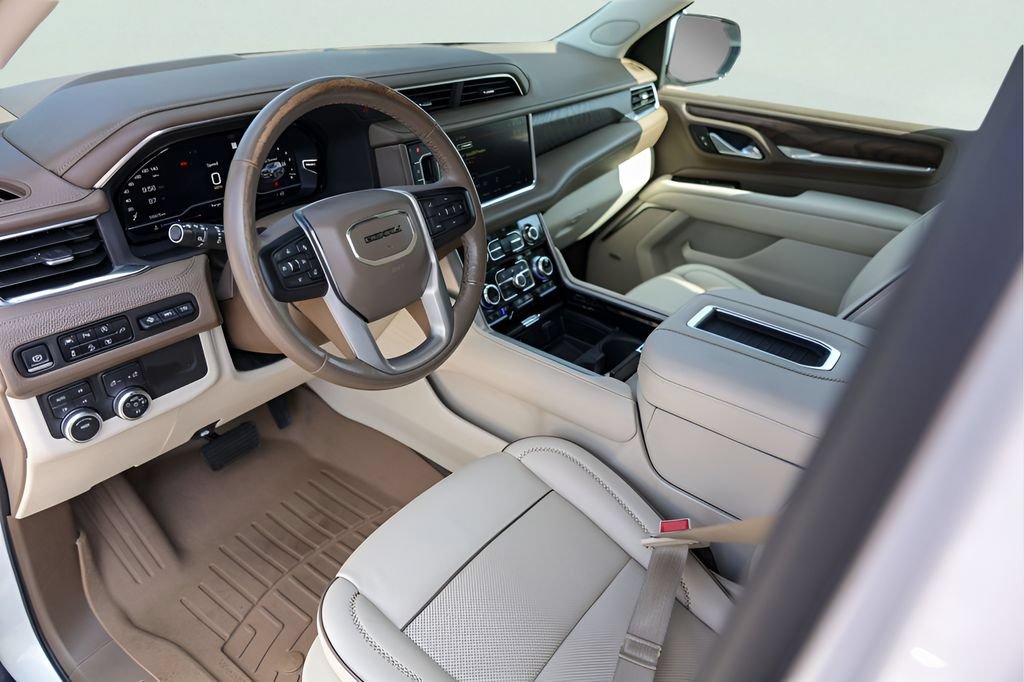 Used 2022 GMC Yukon Denali AWD/4WD image 13