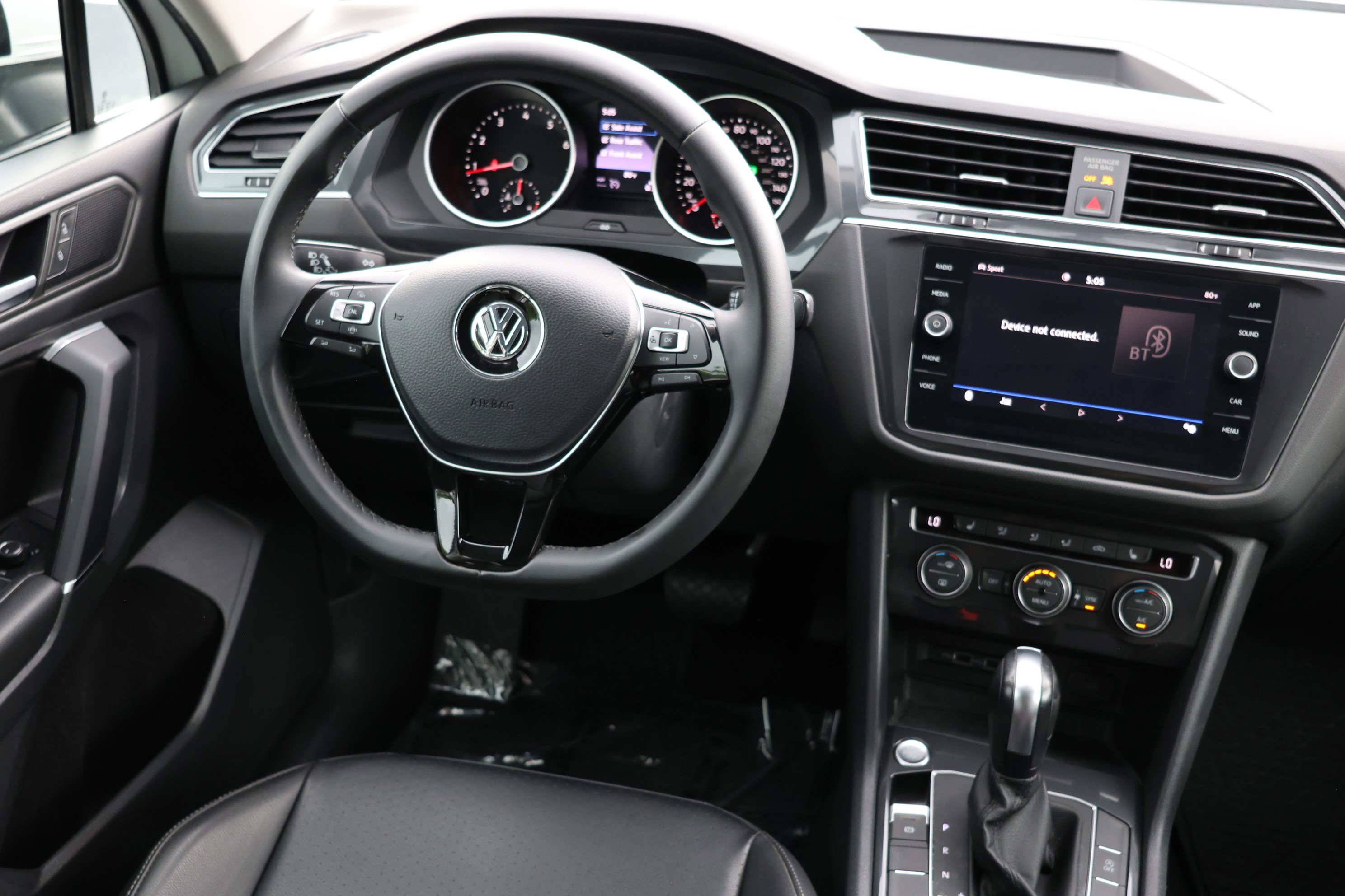 Used 2020 Volkswagen Tiguan S AWD/4WD image 30