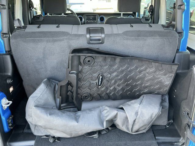 Used 2023 Jeep Wrangler Sport AWD/4WD image 17