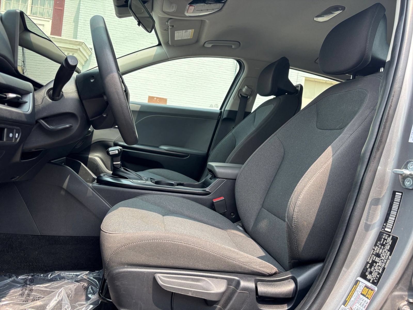 Used 2025 Kia K4 FWD image 26