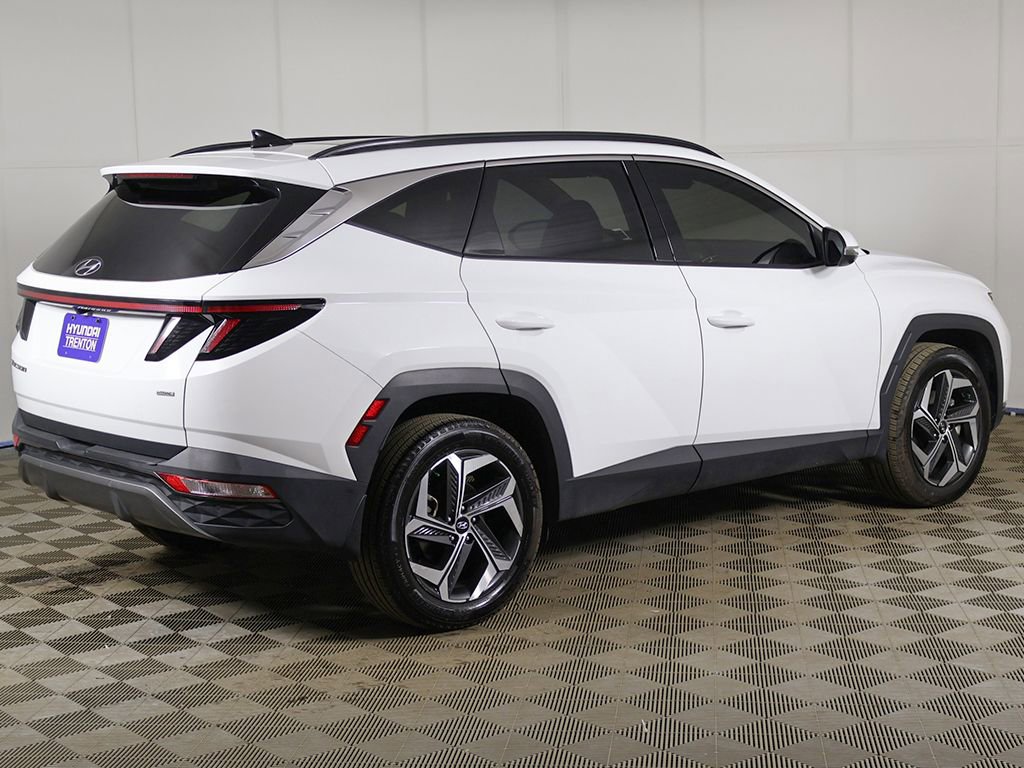 Certified 2023 Hyundai Tucson Limited AWD/4WD image 15