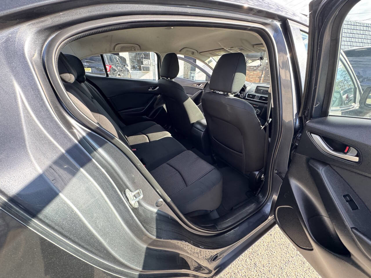 Used 2014 MAZDA MAZDA3 i Touring image 35