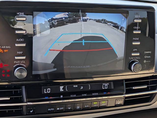 Certified 2023 Toyota Sienna XLE FWD image 17