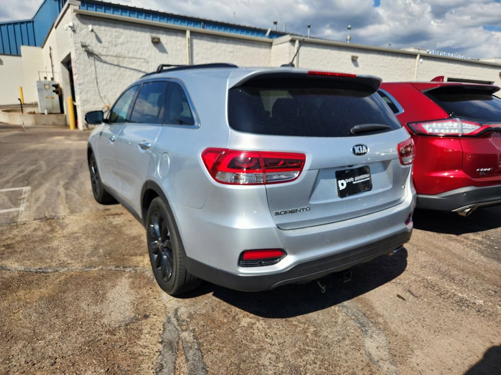Used 2019 Kia Sorento S AWD/4WD image 9