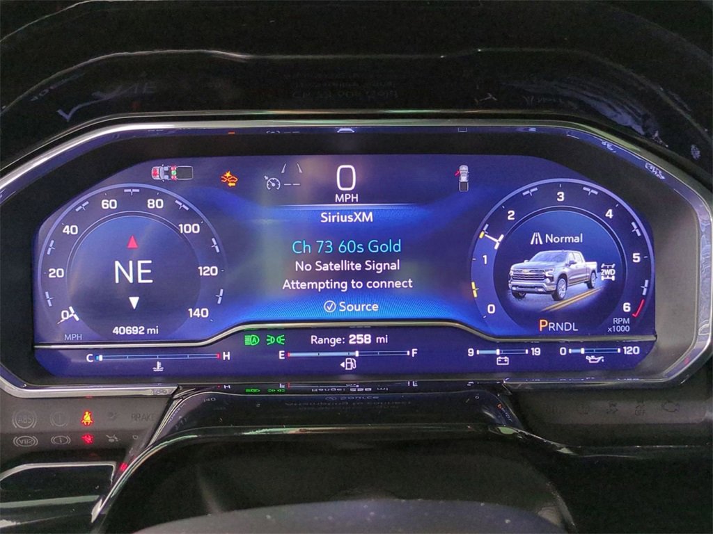 Used 2024 Chevrolet Silverado 1500 LT image 11