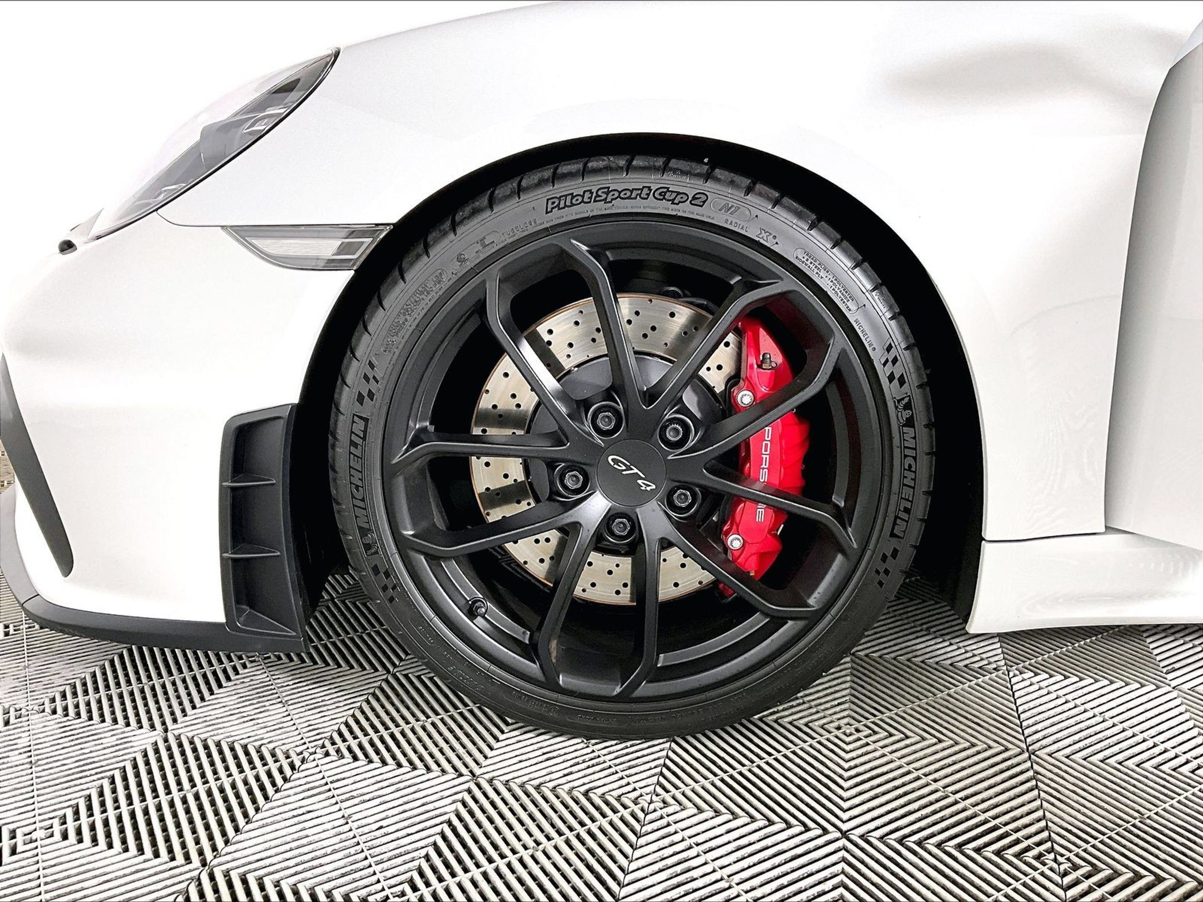 Certified 2022 Porsche 718 Cayman GT4 RWD image 26