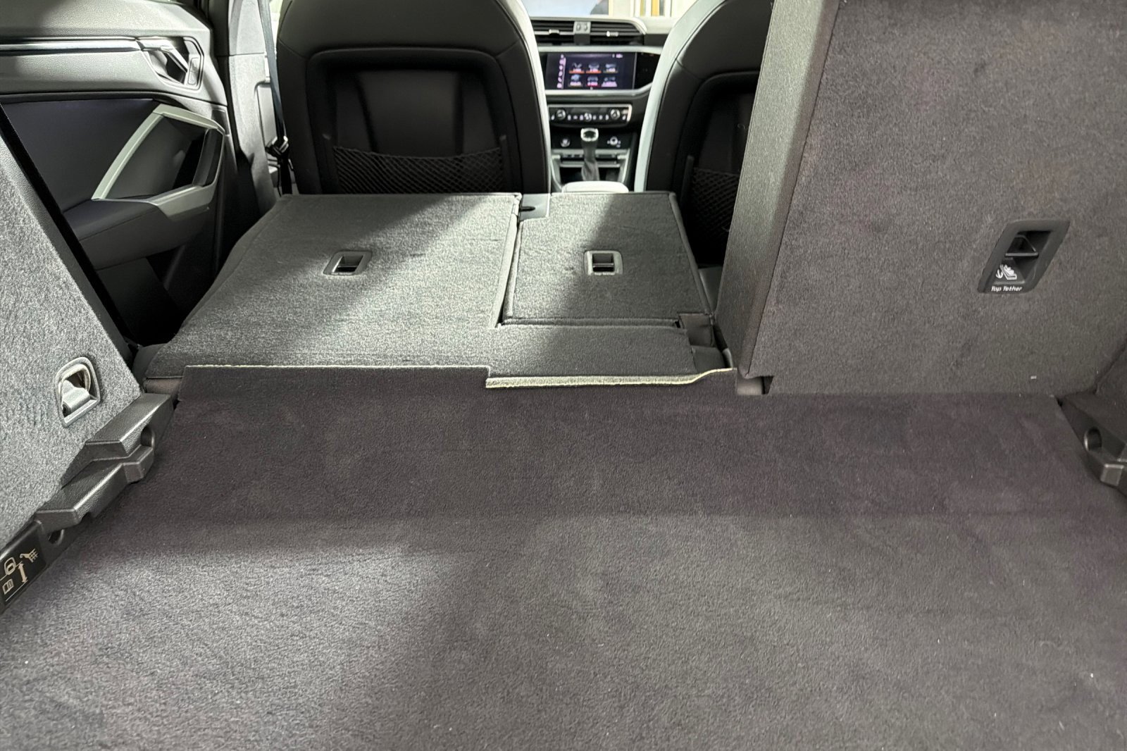 Used 2021 Audi Q3 2.0T Premium w/ Convenience Package image 14