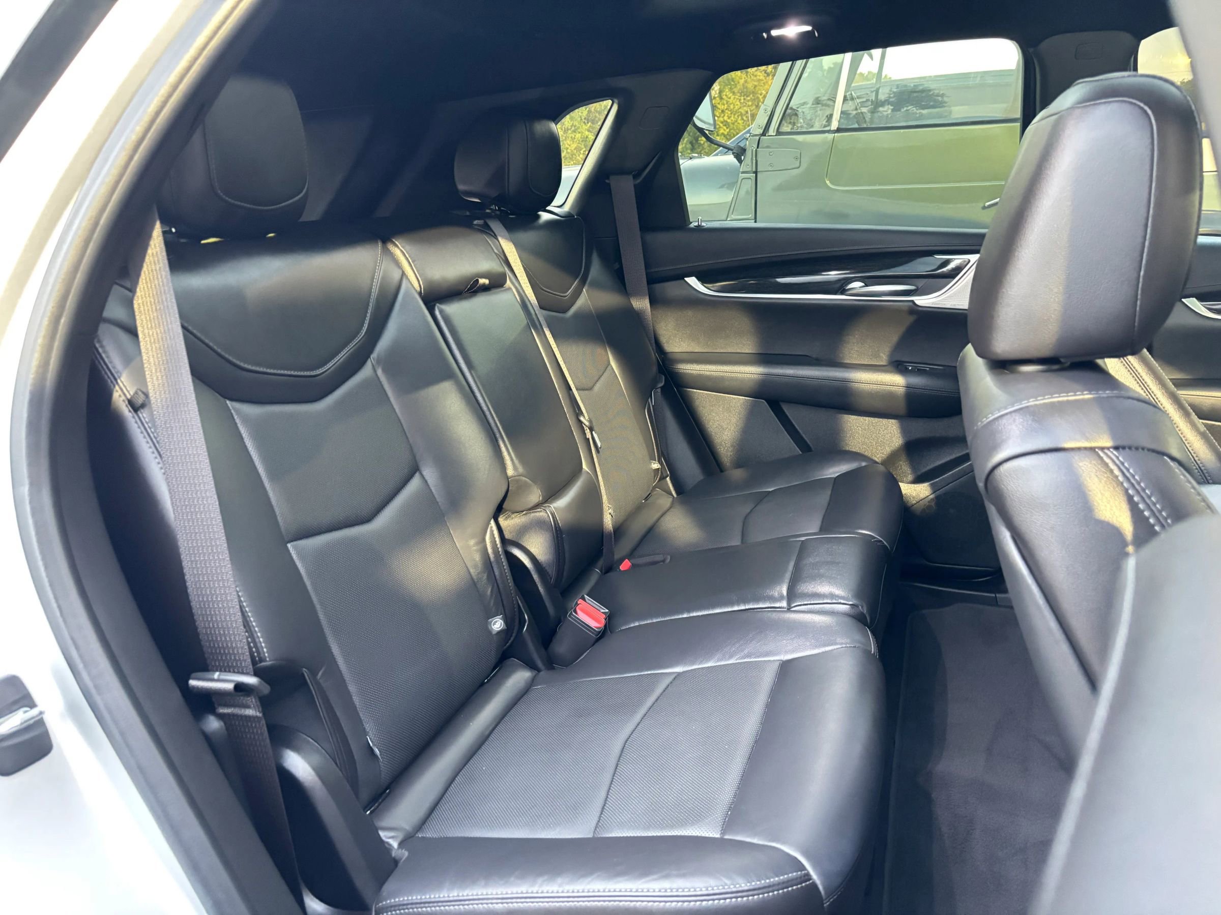 Used 2020 Cadillac XT5 Premium Luxury image 46