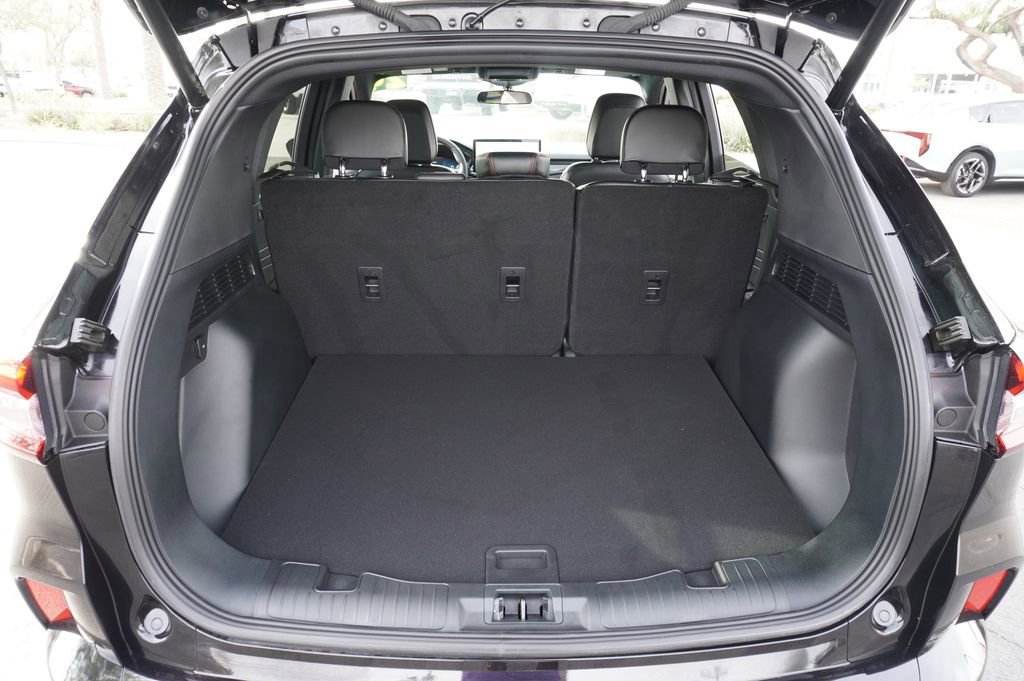 Used 2024 Ford Escape ST-Line Select w/ Tech Pack #2 image 8