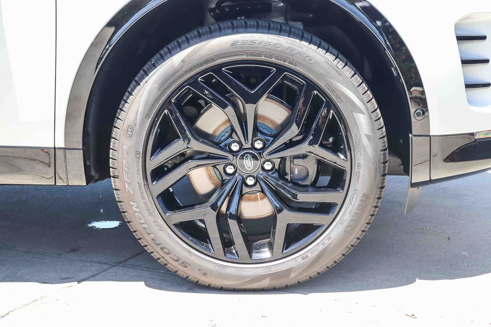 New 2026 Land Rover Discovery Sport Landmark AWD/4WD image 9