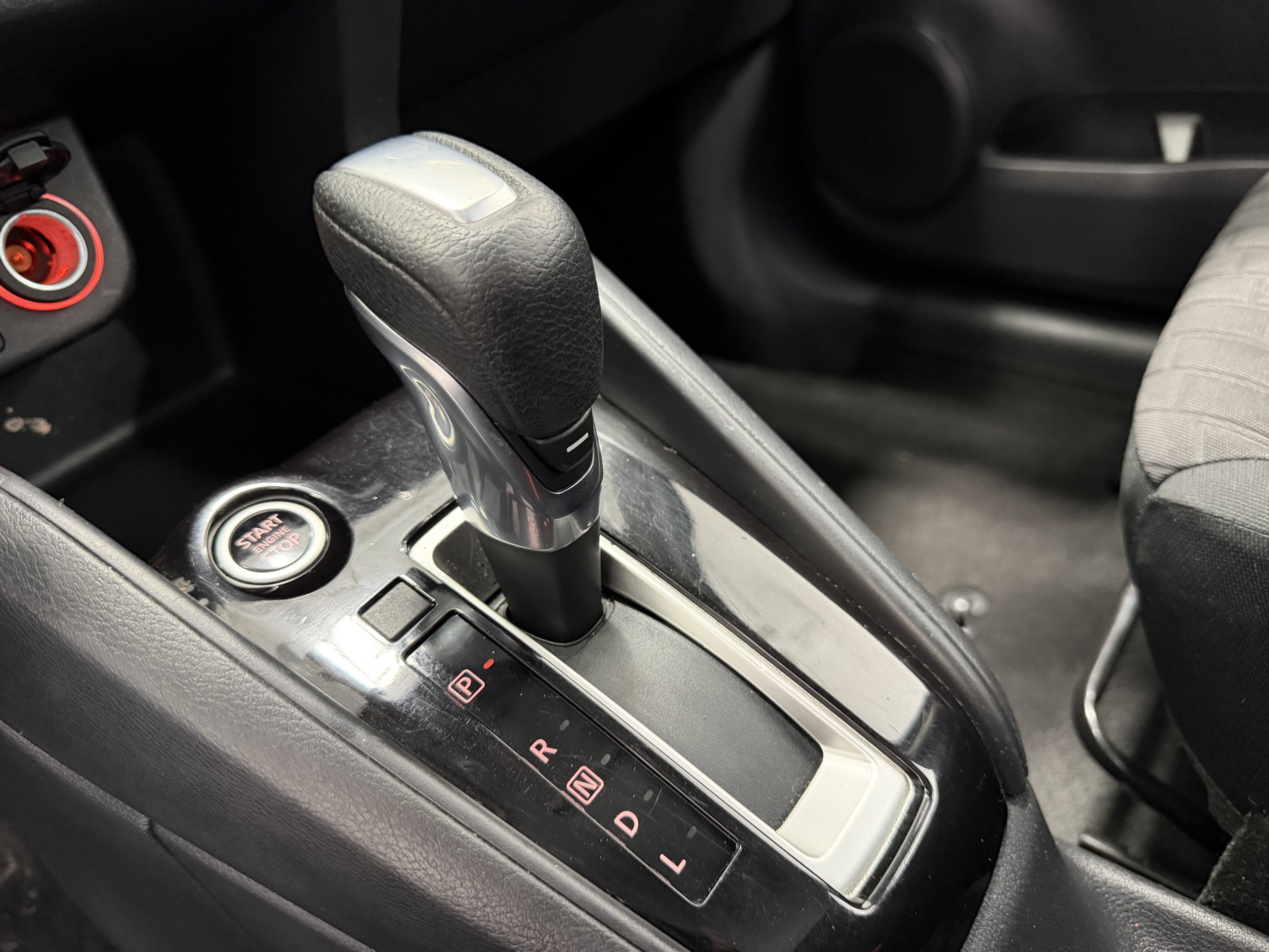 Used 2021 Nissan Kicks S FWD image 18