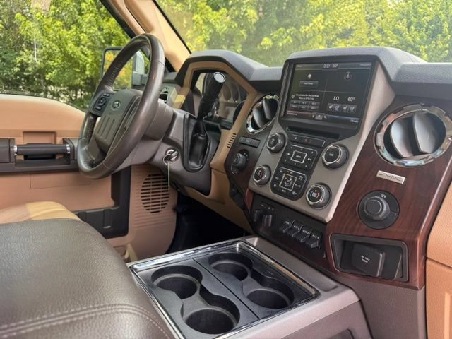 Used 2016 Ford F350 Lariat w/ Lariat Ultimate Package AWD/4WD image 32
