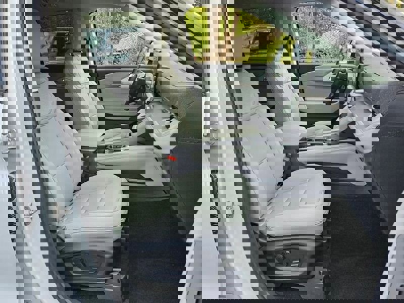 New 2026 Ford Explorer Active w/ Active Comfort Package image 21