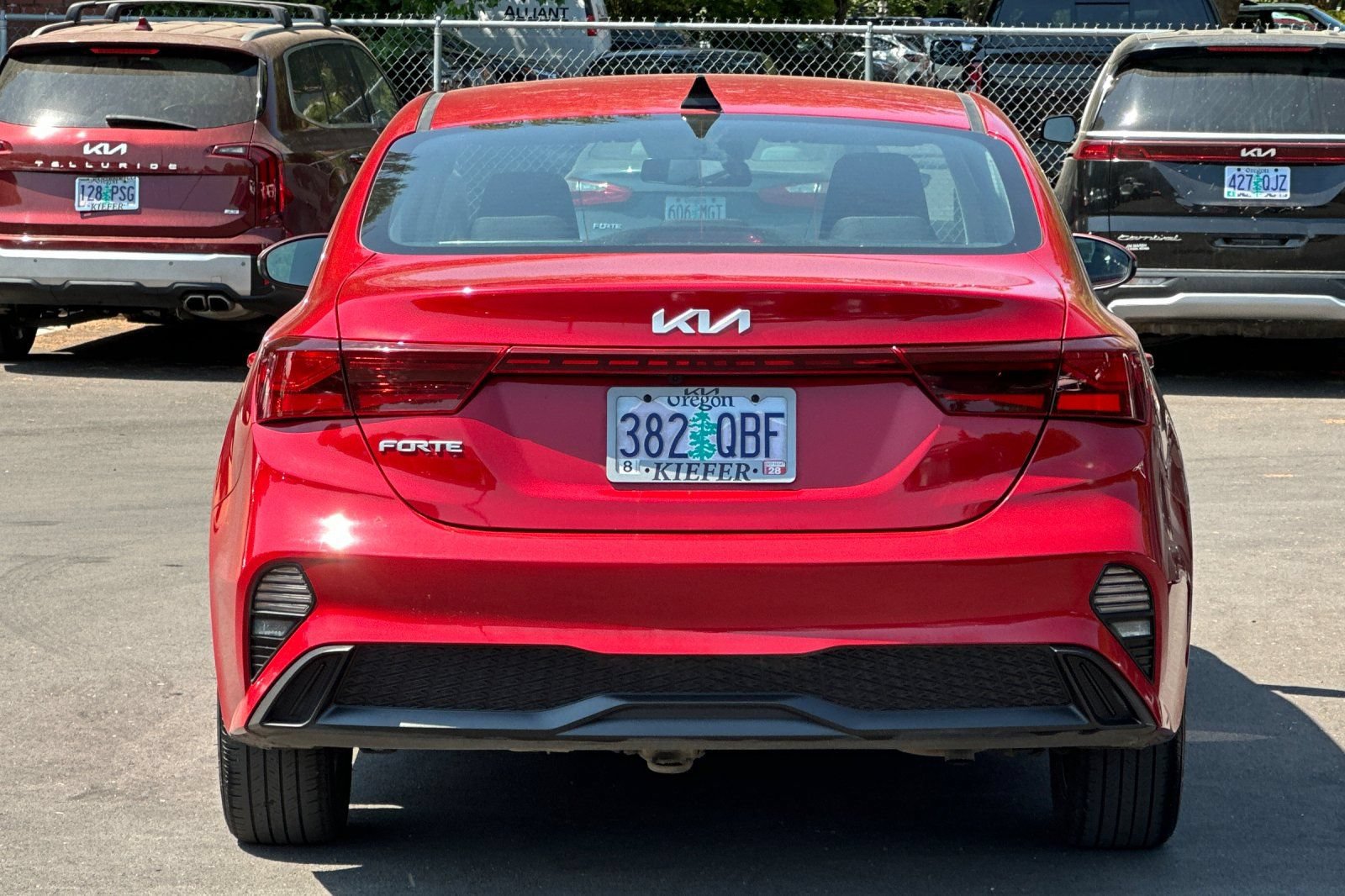 Used 2024 Kia Forte LXS w/ LXS Technology Package FWD image 5