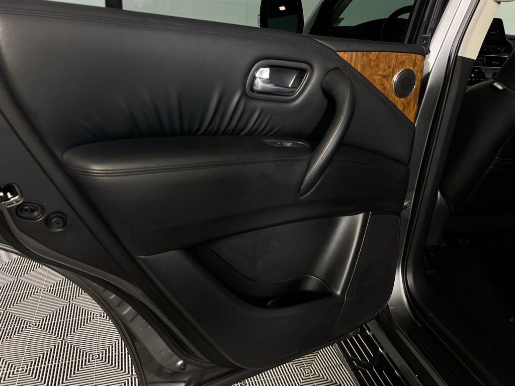 Used 2024 Nissan Armada SL image 27