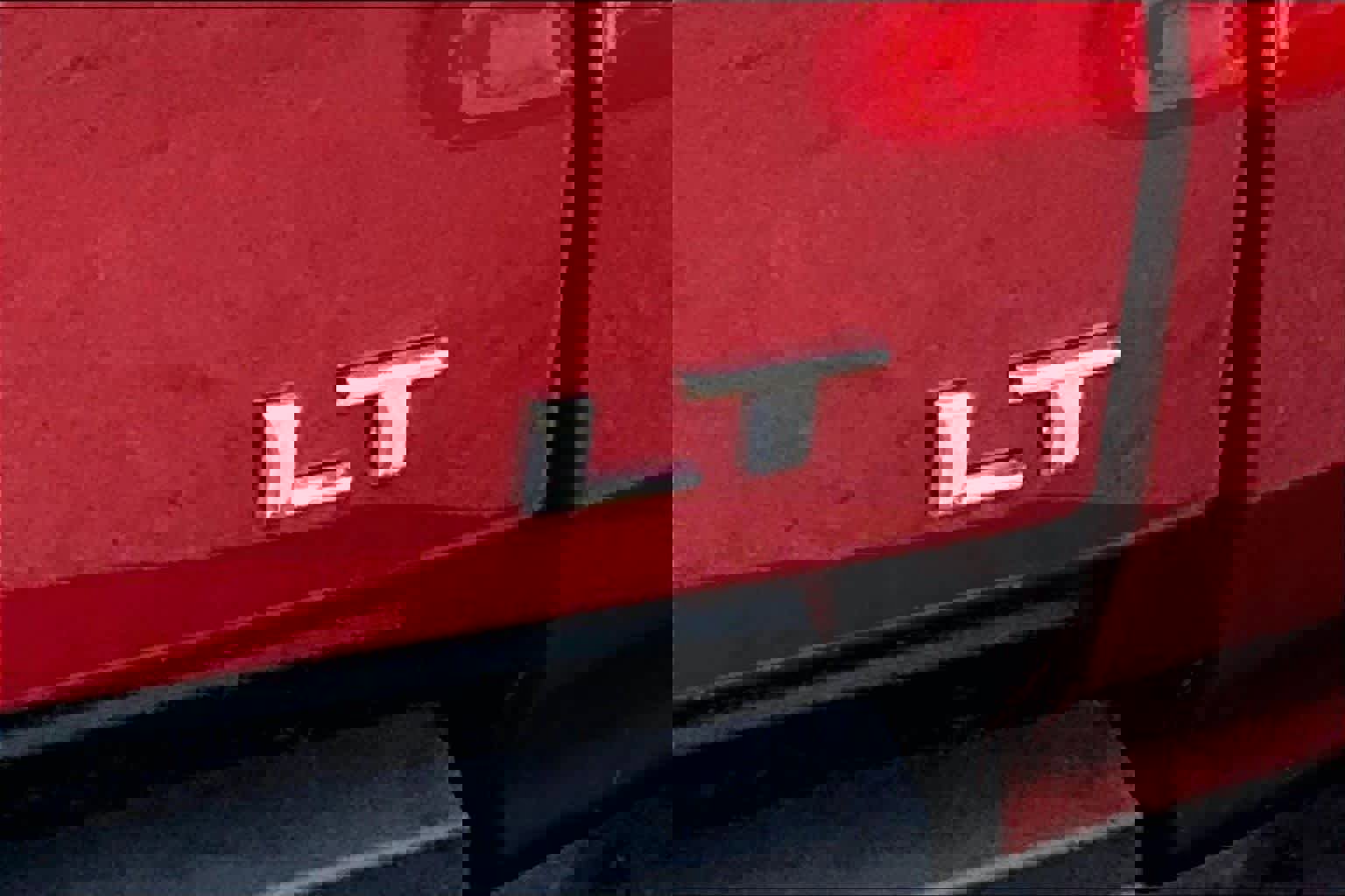 Used 2024 Chevrolet Colorado LT w/ LT Convenience Package II RWD image 10