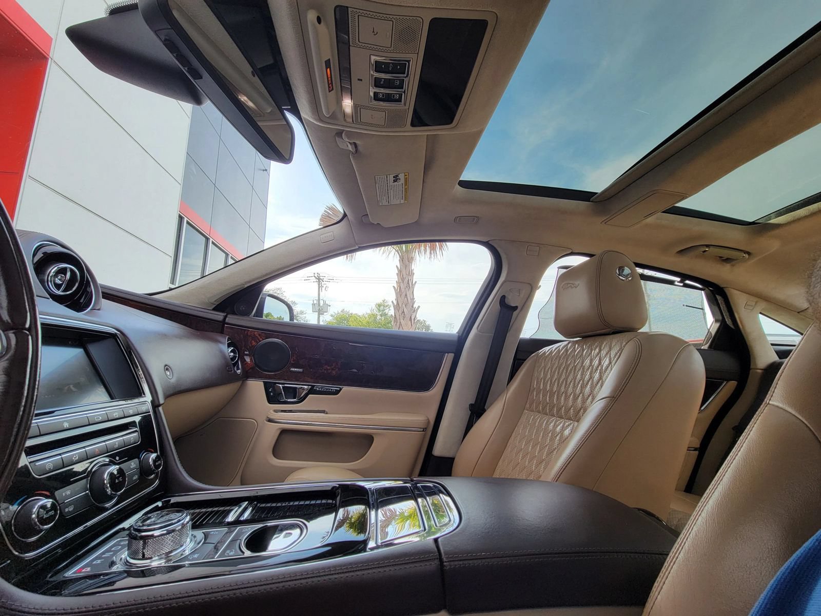 Used 2017 Jaguar XJ L Portfolio AWD/4WD image 15