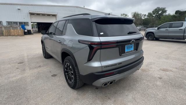 Certified 2025 Chevrolet Traverse Z71 w/ Enhanced Driving Package AWD/4WD image 6