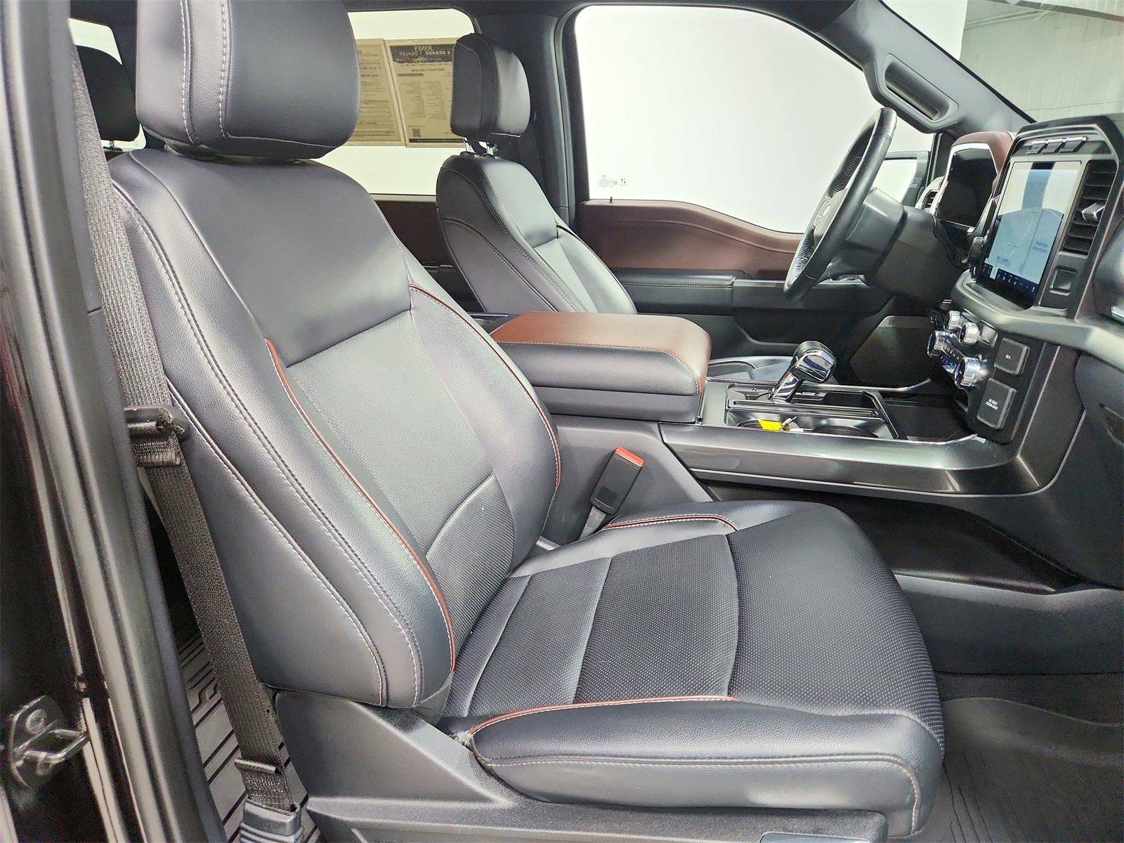 Used 2023 Ford F150 Lariat image 39