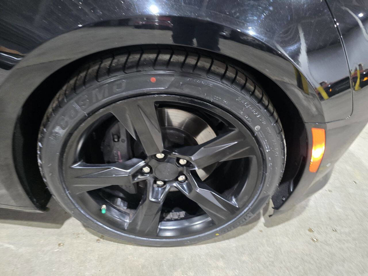 Used 2017 Chevrolet Camaro SS image 21