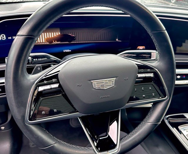 Used 2024 Cadillac Lyriq Tech w/ Driver Assist Package AWD/4WD image 18